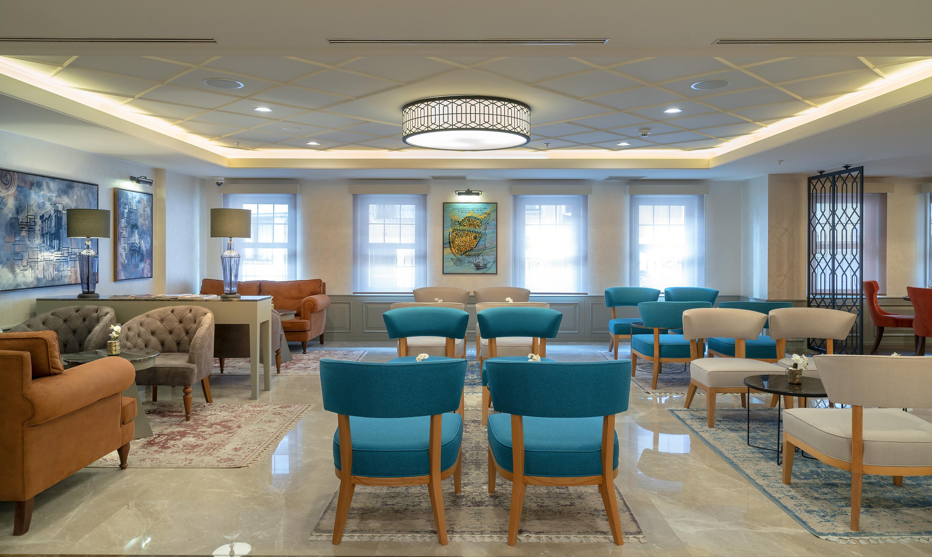 Hotel Millennium Istanbul Golden Horn Exterior foto The lounge at the airport