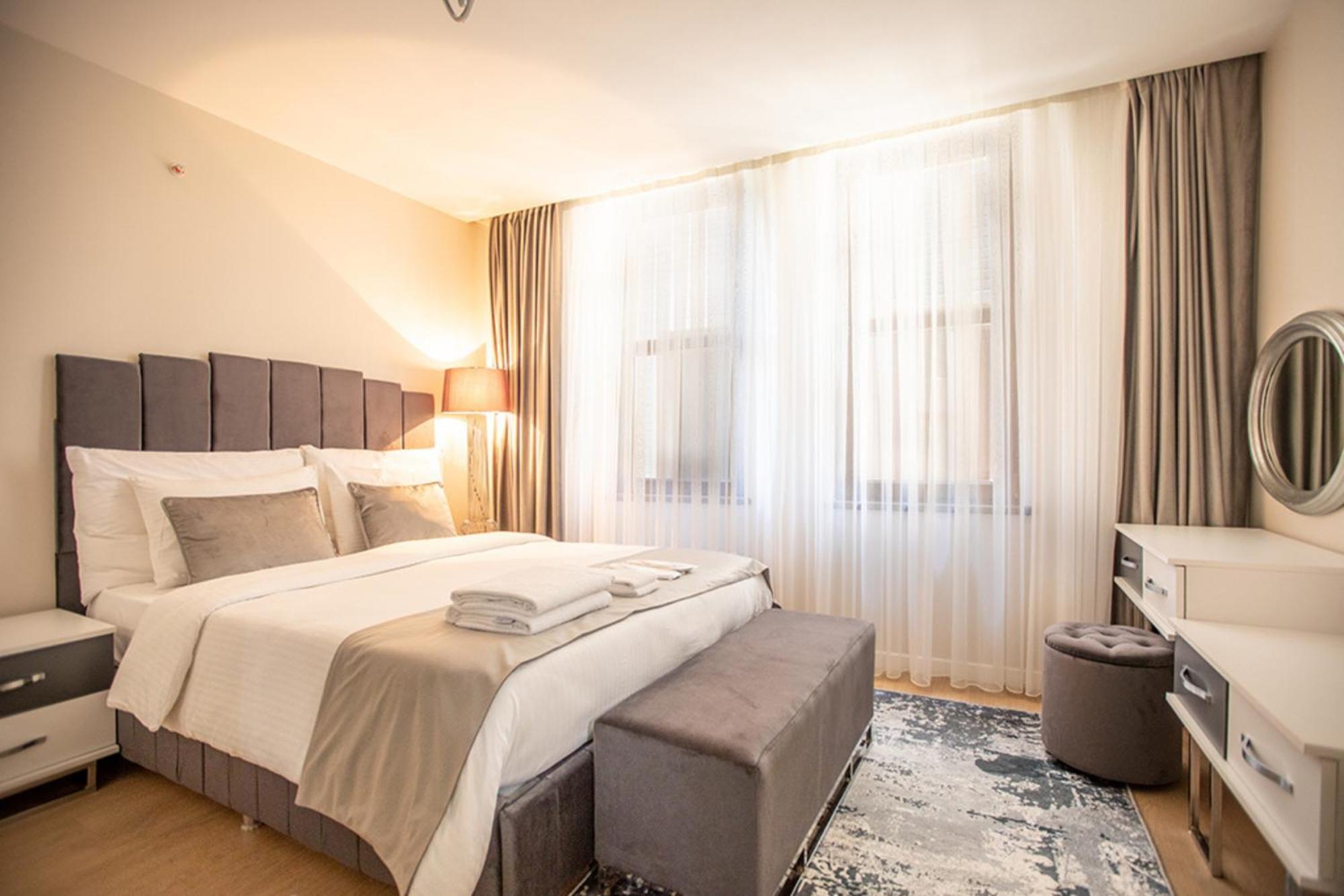 Hotel Millennium Istanbul Golden Horn Exterior foto A bedroom at the hotel