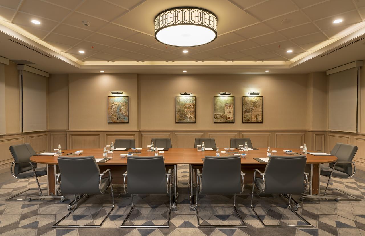 Hotel Millennium Istanbul Golden Horn Exterior foto Meeting room
